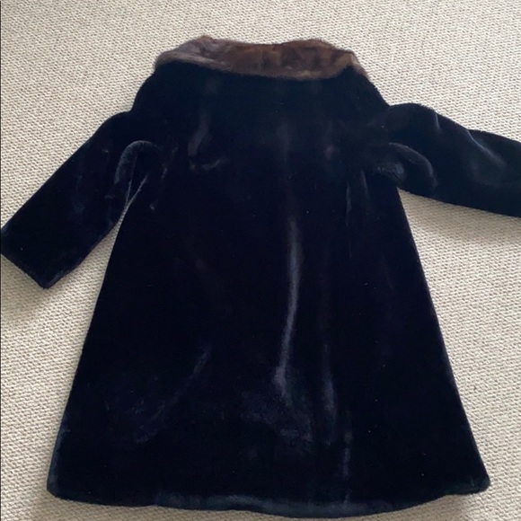 Vintage jacket with fur collar - Picture 4 of 16